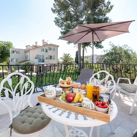 Mas Djoliba 酒店 昂蒂布