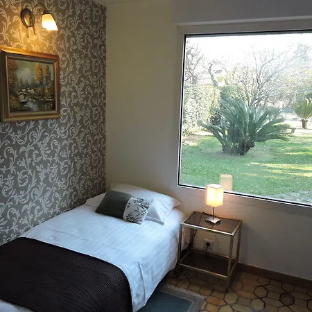 Mas Djoliba 3* 昂蒂布