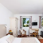 Hotel Mas Djoliba 3*
