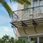 Mas Djoliba Hotel 3*