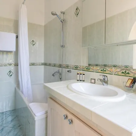 Mas Djoliba Hotel