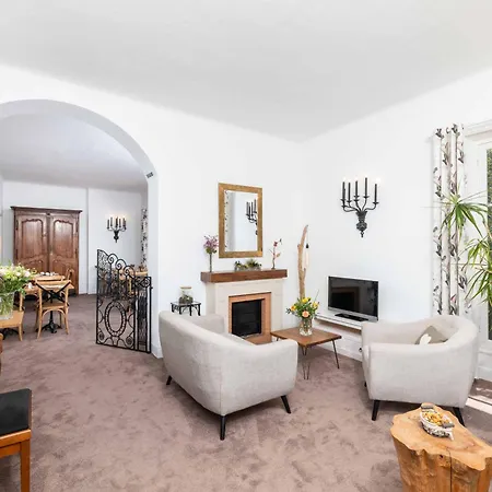 Mas Djoliba Hotel 3*