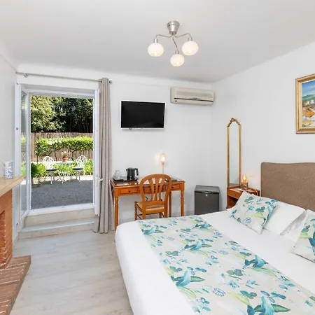Mas Djoliba 3* Antibes