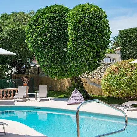 Mas Djoliba Szálloda