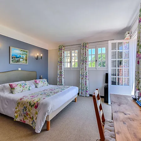 Mas Djoliba 3* Antibes