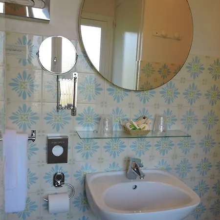 Hotel Mas Djoliba Antibes