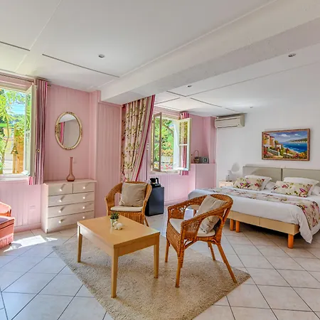 Mas Djoliba 3* Antibes