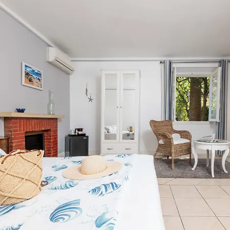 Hotell Mas Djoliba Antibes