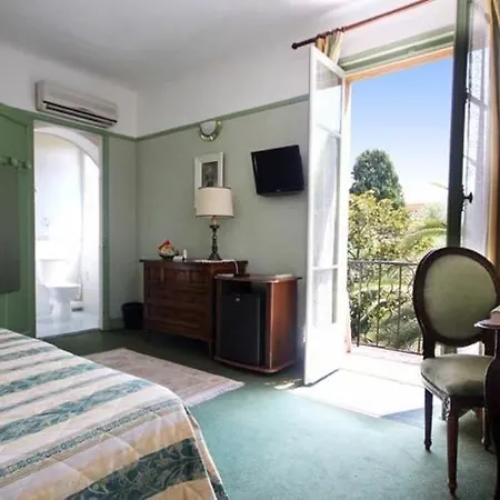 Hotel Mas Djoliba 3*