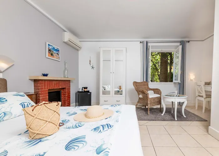 Mas Djoliba 3* Antibes