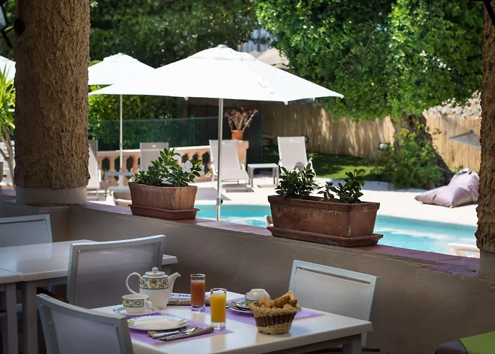 Mas Djoliba Hotell Antibes