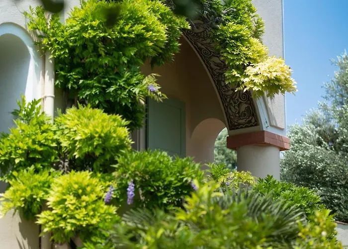 Hotell Mas Djoliba Antibes